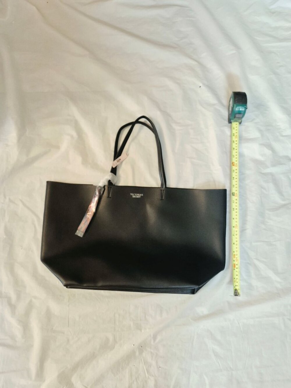 NWT XL Faux Leather Victoria's Secret Black Tote Bag With Rainbow Tassel - Picture 4 of 8